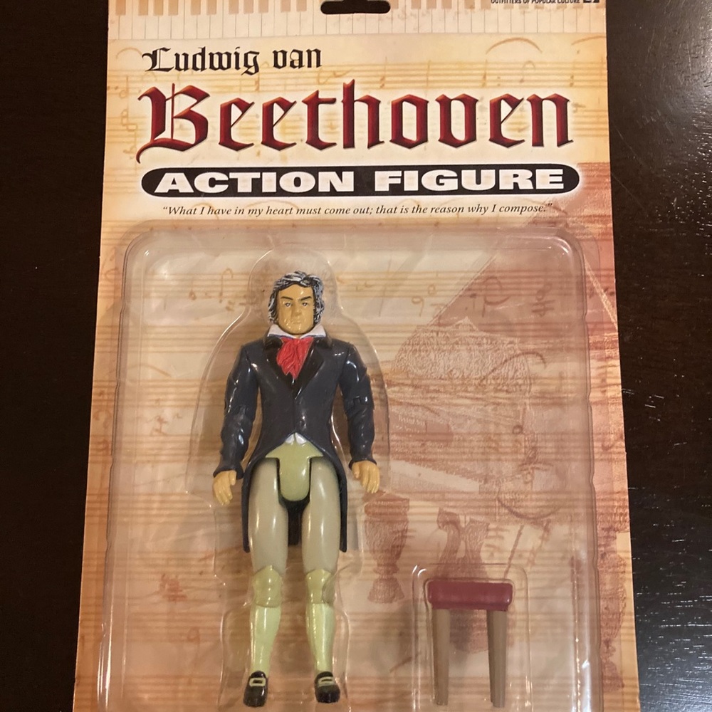 Beethoven action figure 🎶